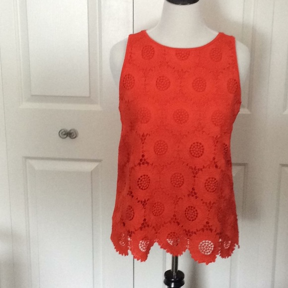 LOFT Tops - Loft Lace Overlay Top